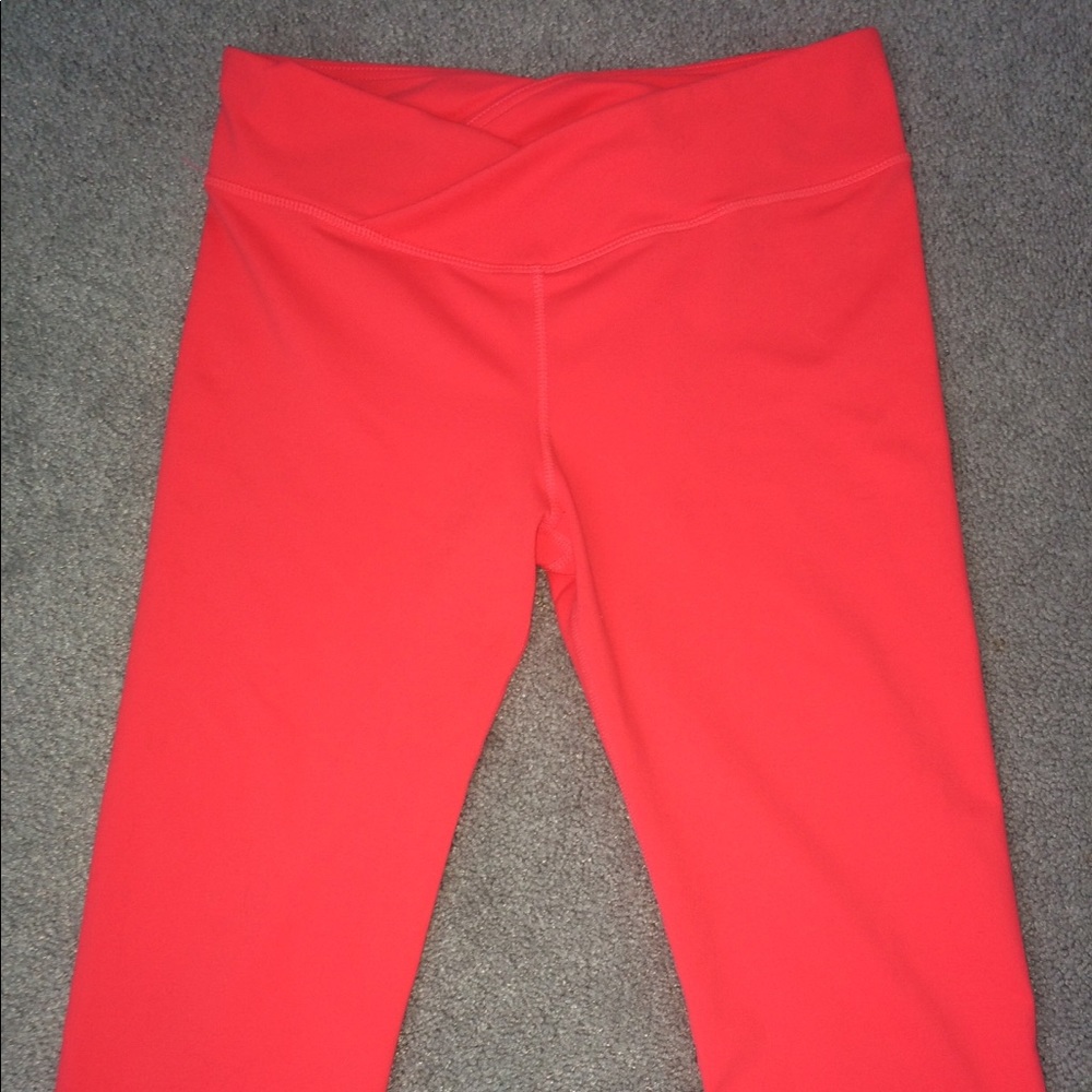 Fabletics crop leggings